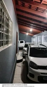 Large house, air-conditioning in all rooms, fits 3 cars - Image 2