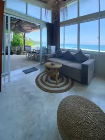 Surfer House, Beach Access! - Image 4