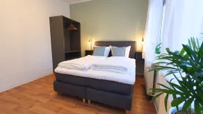 3-room apartment, 2 bathrooms, parking, near Elbepark, SMART TV - Image 2