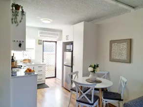 Underdale 2Bedroom unit Central Comfort - Image 3