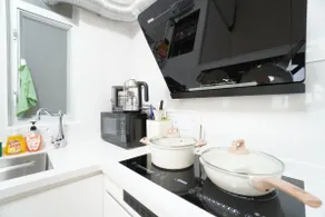 (TK9) Spacious CWB 2 BR-MTR 1 min - Image 5