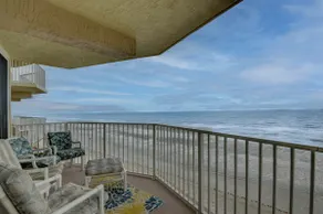 Breathtaking beachfront. The Shores Club 8th floor - Image 3