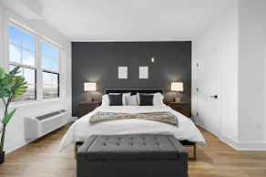 Wonderful ! King Bed! Free Parking ! 30 min to NYC - Image 2