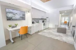 Stylish Tremont Retreat | Walk to Bars & Cafes - Image 5