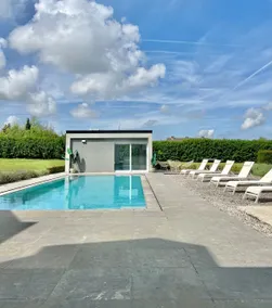 Luxury Villa Pool & Spa - Image 2