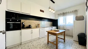 AT THE GRAND 4 bedroom apartment - Image 3