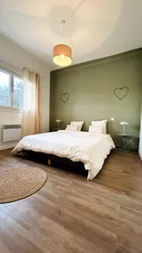 AT THE GRAND 4 bedroom apartment - Image 2