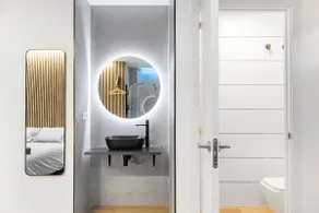 GG3 Suite with a romantic jacuzzi - Image 3