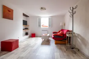 Charm in Cambo - Image 3
