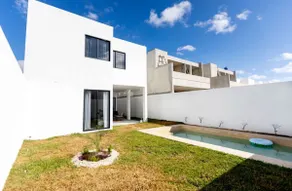 Beautiful 4-bedroom house with pool - Image 2