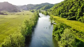 Clinch River farm stay -stunning mountain views - Image 2