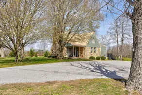 The Oaken Homestead Get Away - Image 3
