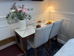 Smart Residences - Eiffel Tower View Suite - Image 2