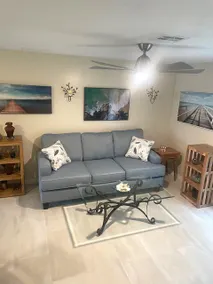 2/2 Townhome 1 mile to Beach! - Image 4