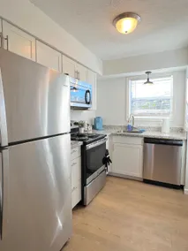 Central Saver - 2 Bedroom MSU - Image 2