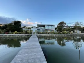 Ancarva - Contemporary Waterside Holiday Retreat - Image 3
