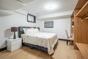 Tranquil 2bedroom basement in charming Mississauga - Image 5