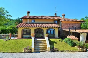 Tuscan house private heated pool - Image 2