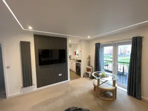 Florence Coach-House-Parking-WIFI King bedroom & double bedroom - Image 3
