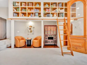 Historic Downtown Loft near Lake Ray Roberts - Image 4