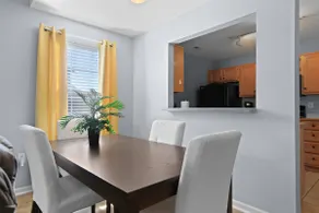 New! Spacious 4 Bed Great for Commuting, Dogs ok - Image 3