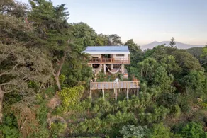 Casa El Encanto. Unique view of Lake Coatepeque - Image 2
