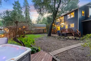 Russian River Retreat-Hot Tub-Infrared Sauna-River - Image 4