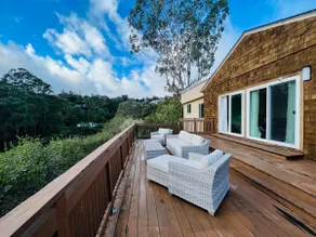 Jane's Home (MI) | Relaxing Retreat w/ Deck & View - Image 5