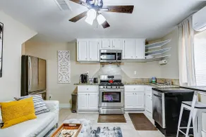 Tranquil getaway to explore Houston-The Woodlands. - Image 3