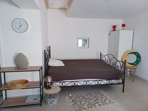 Air-conditioned studio in the heart of Azay - Image 5