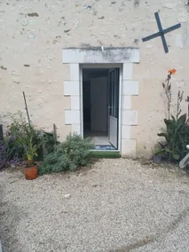 Air-conditioned studio in the heart of Azay - Image 3