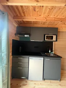 Wooden studio with private pool - Image 3