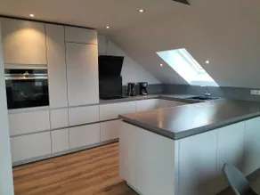 Come on in! 100 sqm attic with balcony - Image 5