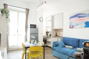 [Rivoli Metro] just 15 minutes from the Historic Center! - Image 2