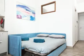 [Rivoli Metro] just 15 minutes from the Historic Center! - Image 4