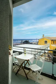 Romantic Beachfront with Air Conditioning - Image 5