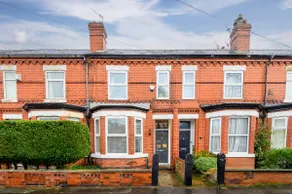 Blissful Breaks Near Old Trafford Stadium - Image 3