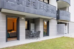 - Luxury Apartment With Garden - - Image 4