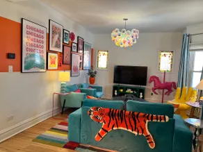 Sweet Home Oak Park - Image 3