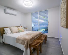 Pearl of the Caribbean/Solar Battery Backup - Image 4