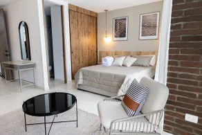 Loft in Cerritos Mall/AC Full Equip&Parking - Image 3