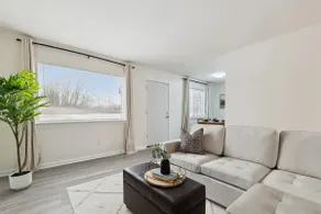 Spacious & Comfy Ranch - 5 minutes from DTW! - Image 5