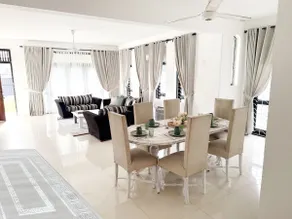Spacious ~ 2Bed ~ 2Bath ~ FamVilla ~ Beach2km ~ G'den ~ PetOK - Image 2