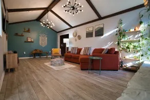 Cozy Home with King Suite. - Image 5