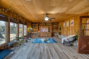 Cozy Home with King Suite. - Image 3