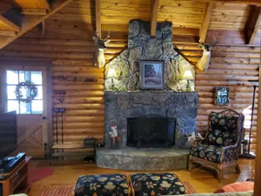 Appalachian Cabin- Trout Stream Firepit Hot Tub - Image 4