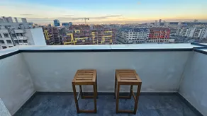 Cozy Urban Heaven with Dedicated Parking Spot - Image 5