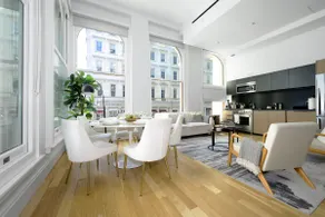 Gorgeous Tribeca 2BR w/ Amazing city views + Gym by Blueground - Image 5