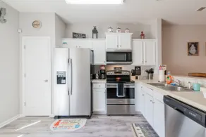 2BR/2.5B sleeps 6, Near Carowinds and Outlet mall - Image 2