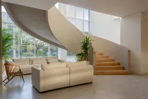 Suite 1622 - Image 2